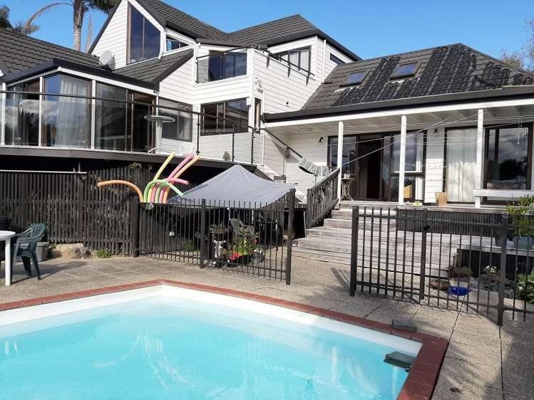 157 Whangaparaoa Road Red Beach_3