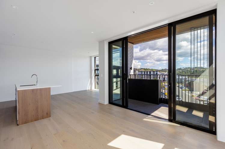 301/84C Te Oneroa Way Long Bay_10