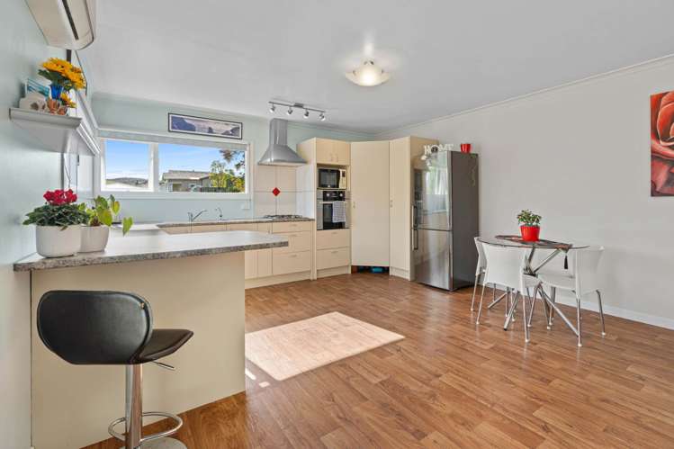 13 Awaroa Road Helensville_13