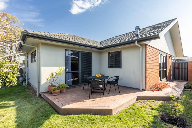 8a King Street Taradale_16