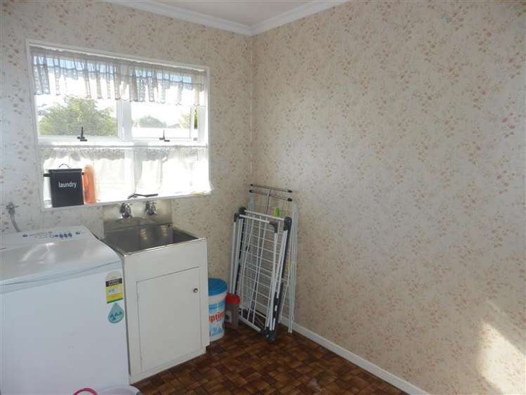 143 Great North Road Winton_8