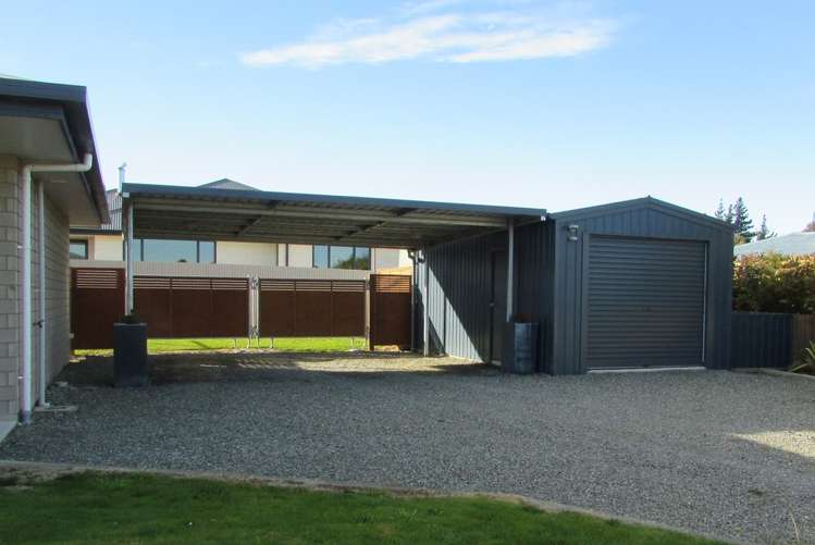 56 Essex Street Weston_22