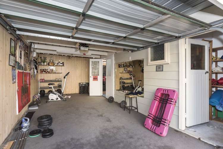 121d Taylors Road Mount Albert_24