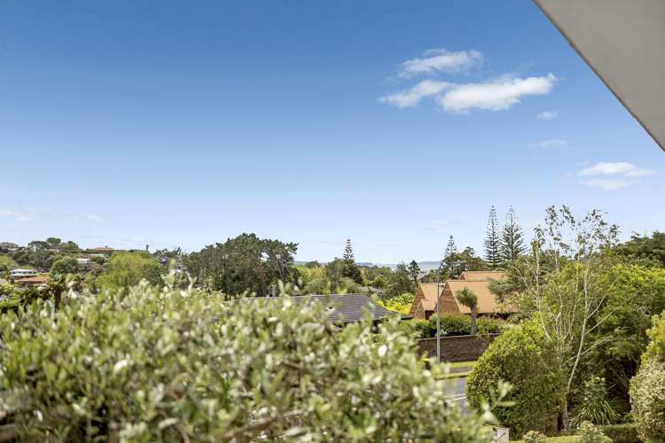 33 Castleton Drive Mellons Bay_7