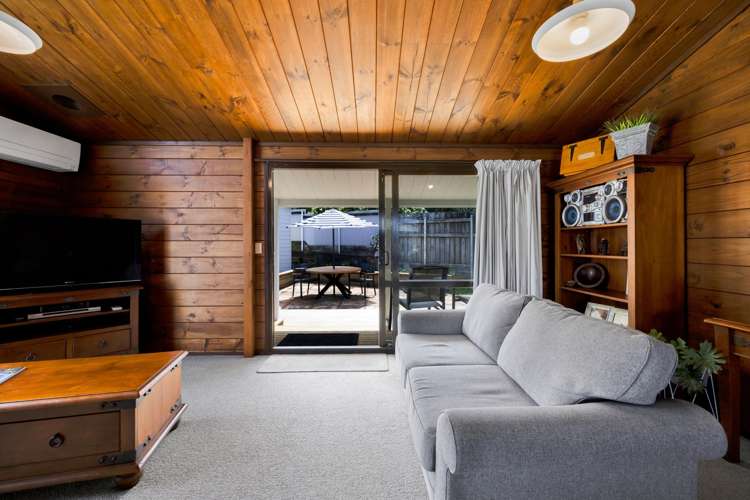 23 Rospeath Crescent Spotswood_7