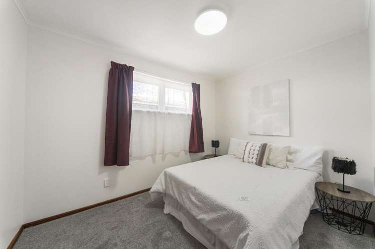 60 Farquhar Road Glendene_12
