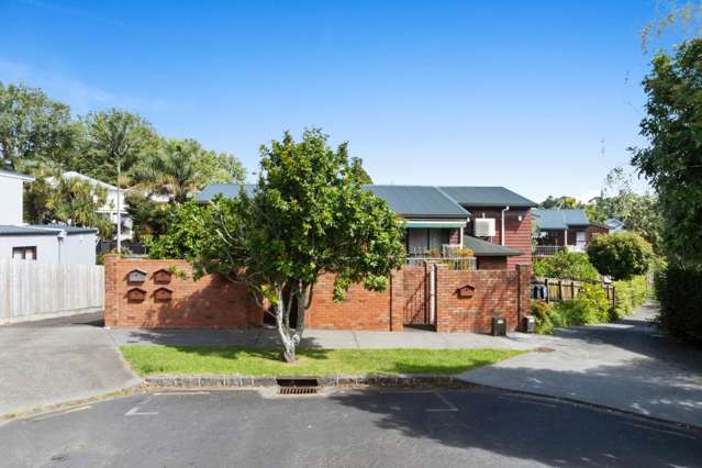 Estate Sale – A Home with a Heart – DGZ - Below CV