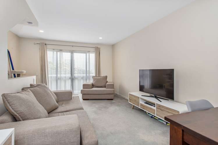 5/27 Rossmay Terrace Mount Eden_4