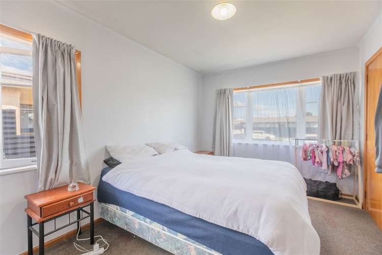 56 Harold Holt Avenue Onekawa_6