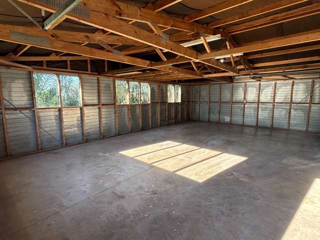 72 Roberts Road Te Atatu South_3