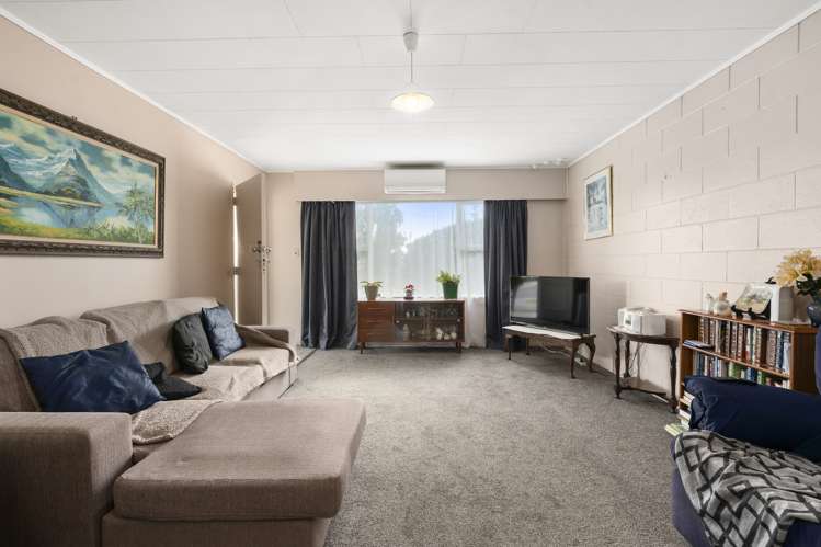 30 Basley Road Owhata_2