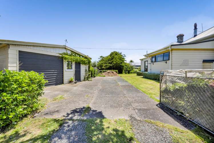 207 Egmont Street Patea_6