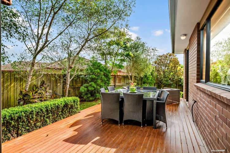 8 Seamount Drive Red Beach_17