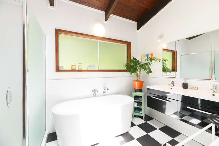 190 Hutchinson Avenue New Lynn_10