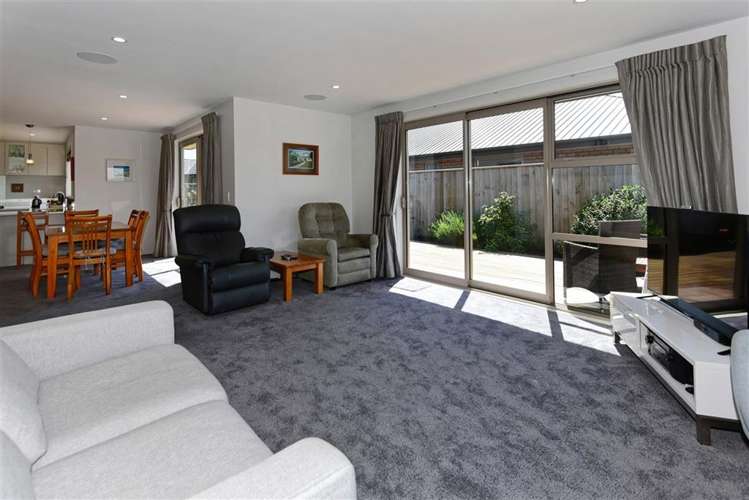 8 Benedict Street Aidanfield_19