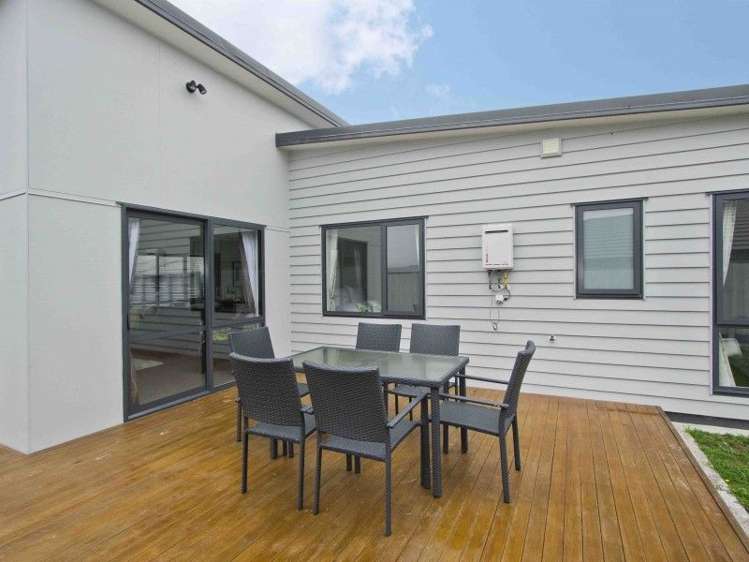 15 Fraser Colman Grove Wainuiomata_14