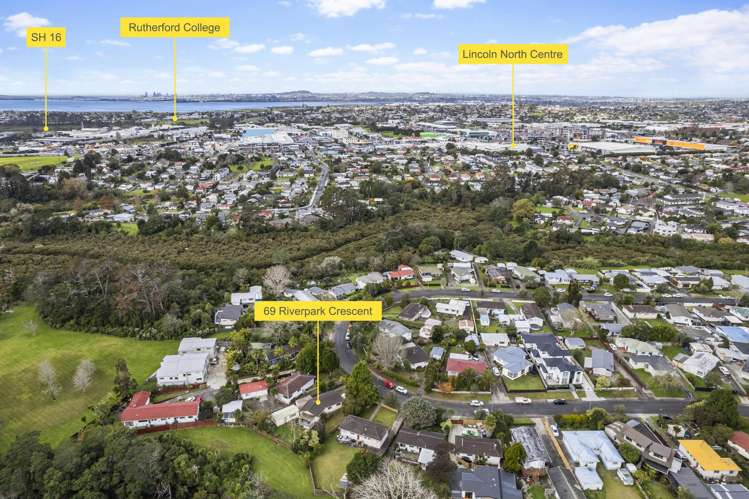 69 Riverpark Crescent Henderson_16