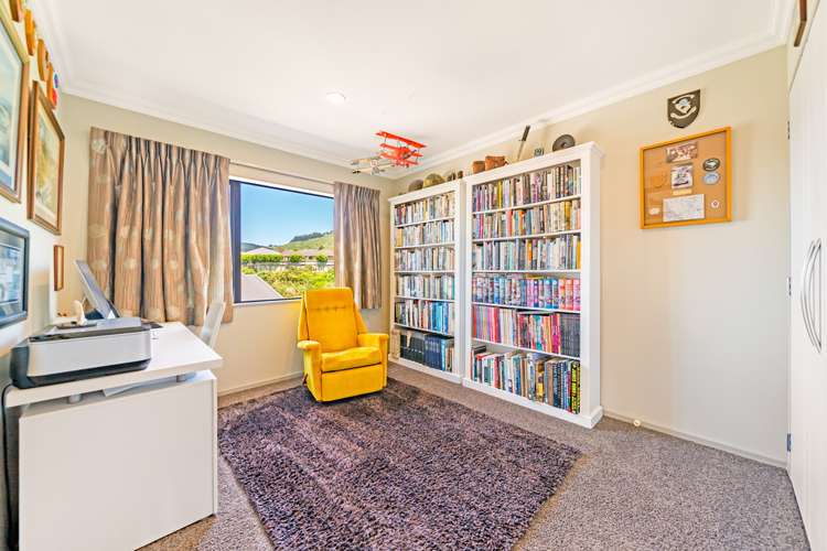 11 Percy Kinsman Crescent Riverstone Terraces_13