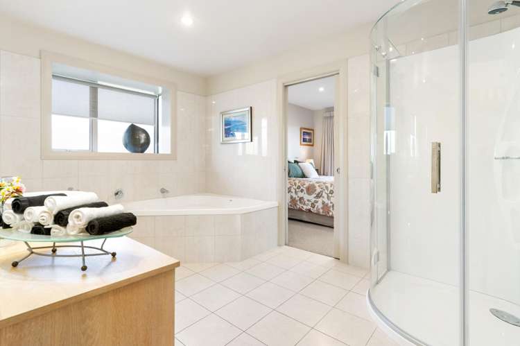 25 Deloraine Street Somerfield_18