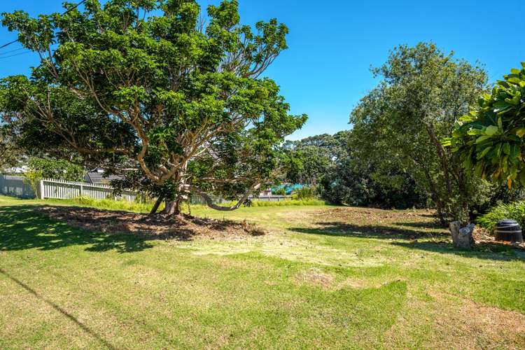 6 Esslin Road Surfdale_8