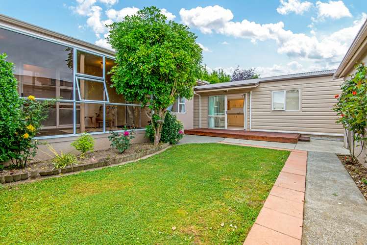 86 Wikiriwhi Crescent Awapuni_15