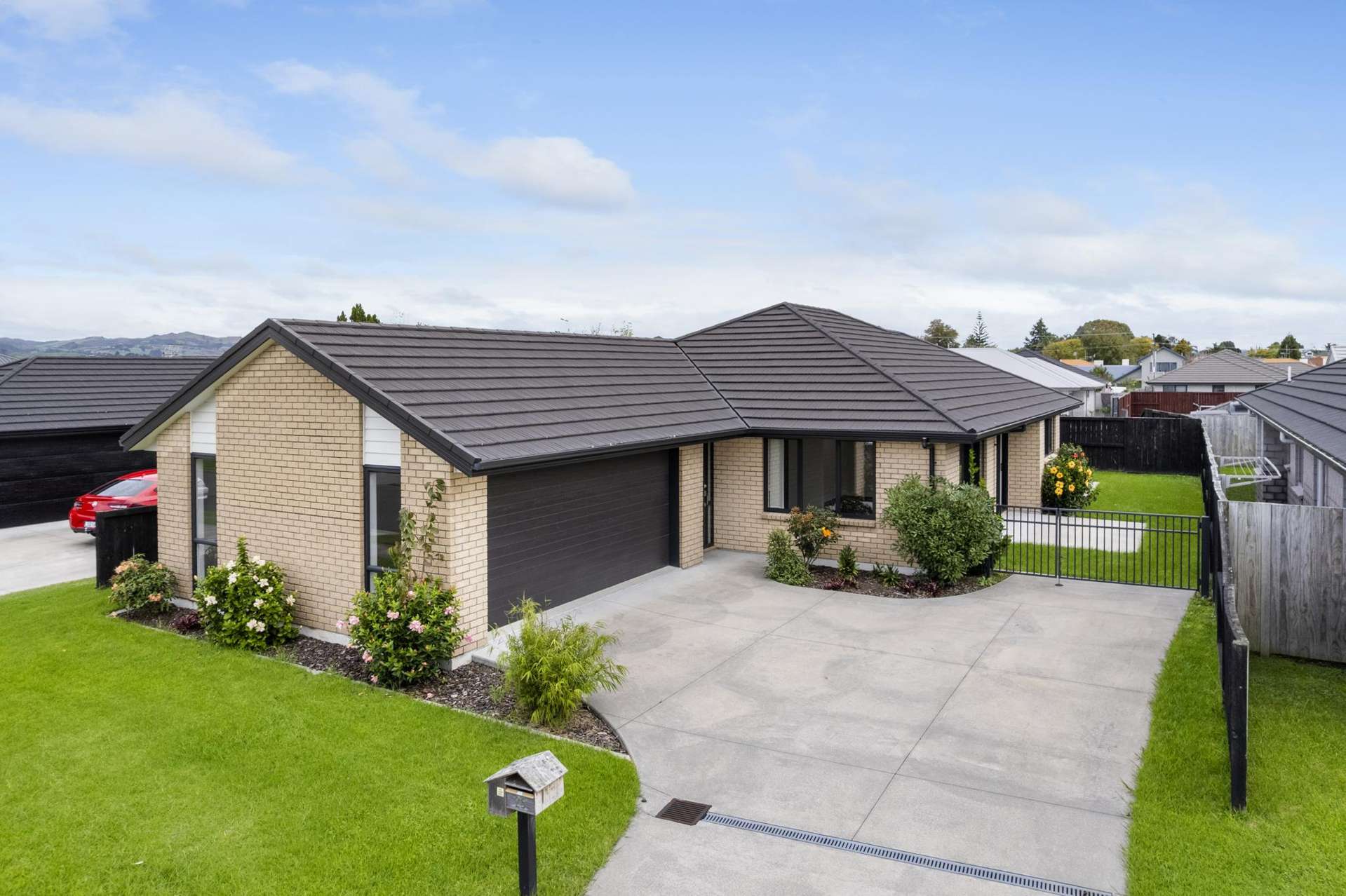 25 Fearnley Grove Pyes Pa_0