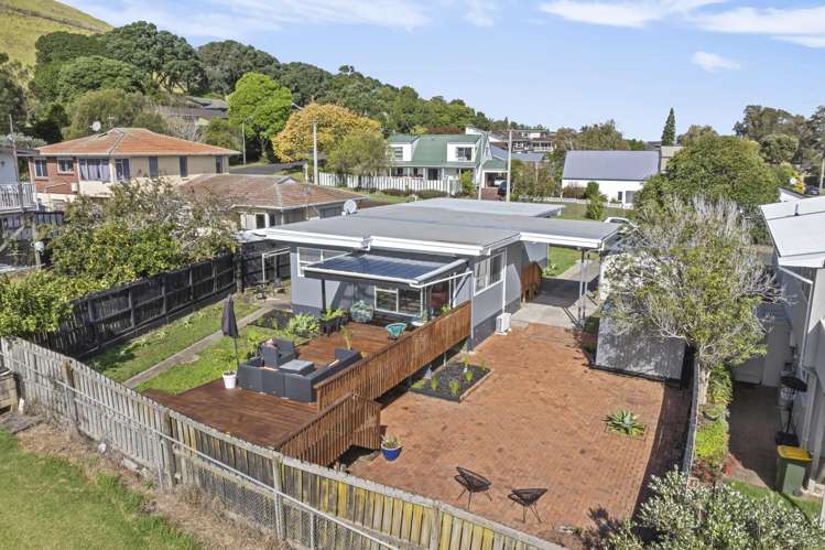 28 Ridgemount Rise Mangere Bridge_23