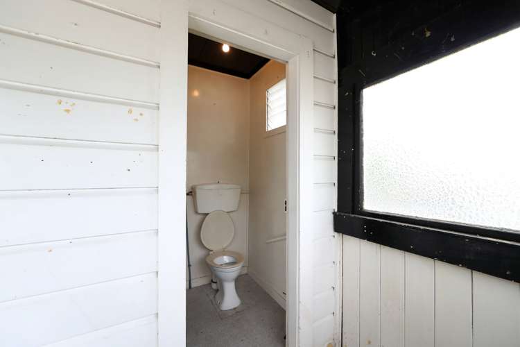 1014a Lane Street Mahora_24