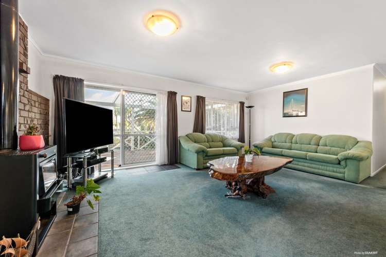 13 Gladfield Lane Te Atatu Peninsula_8