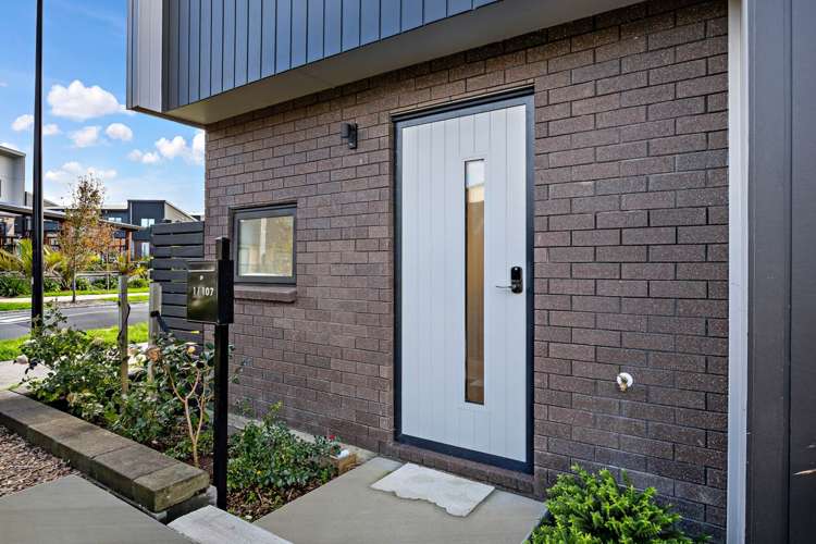 1/107 Selo Street_4