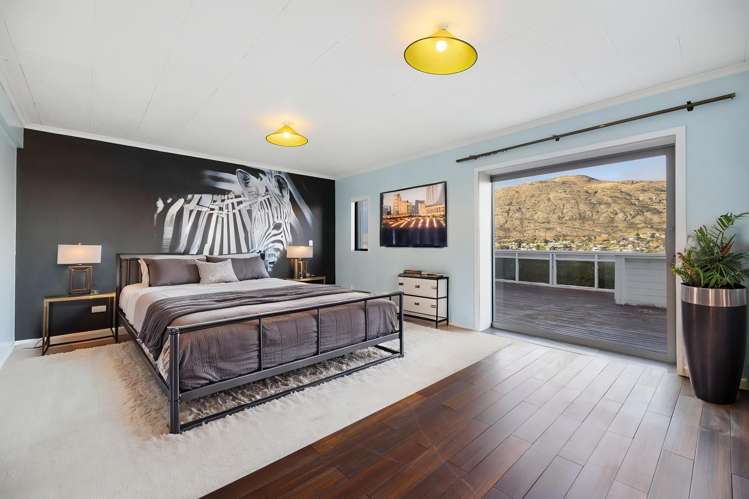 36 Perkins Road Queenstown Hill_17