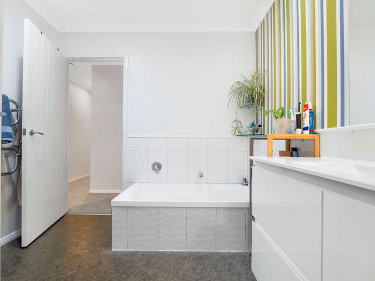 54 Pyes Pa Road Pyes Pa_12