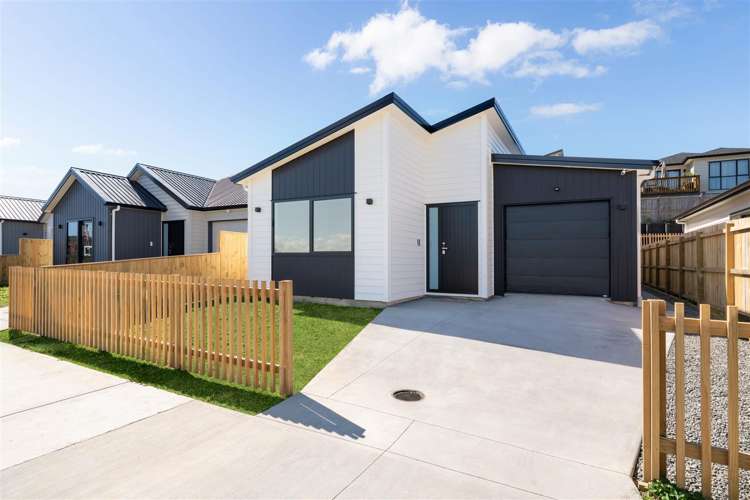 21 Whakairo Crescent Gulf Harbour_3