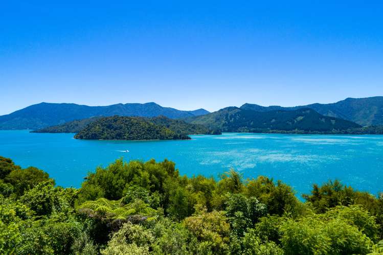 2660 Kenepuru Road Kenepuru Sound_17