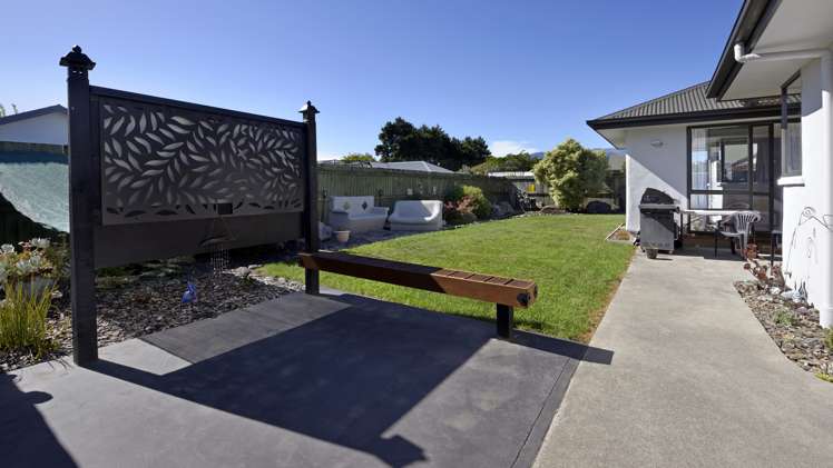 70 Starveall Street Brightwater_18