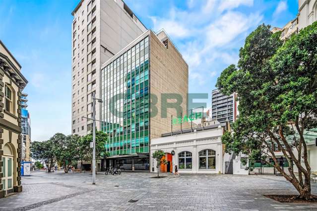 CBRE - Vibrant Office on Fort