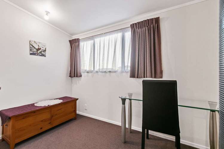 235 Hill Road The Gardens_8