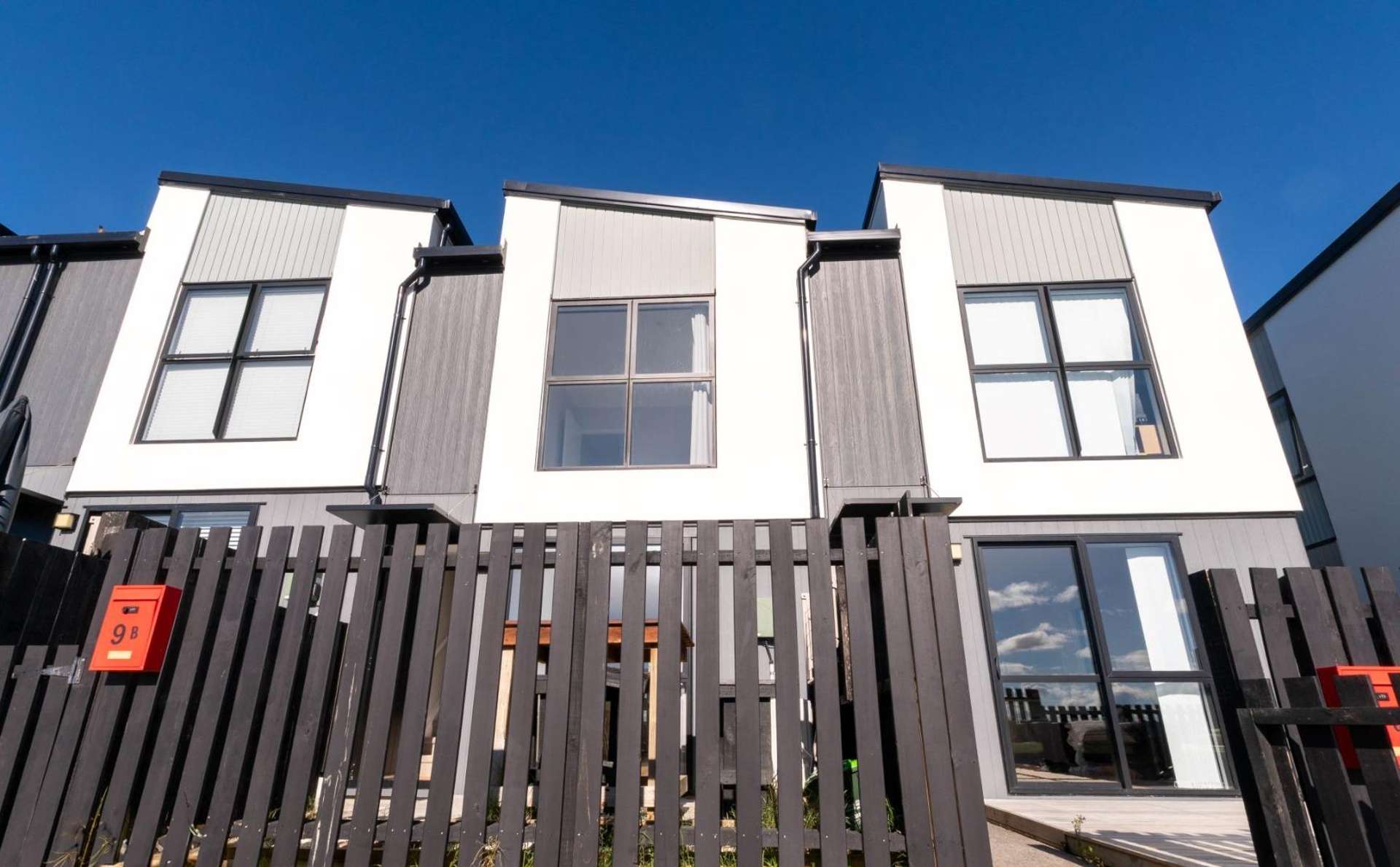 9B Colin Chester Drive 1629_0