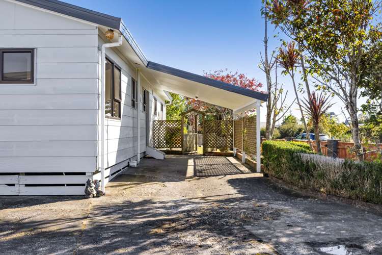 7 Swansea Road Stratford_34