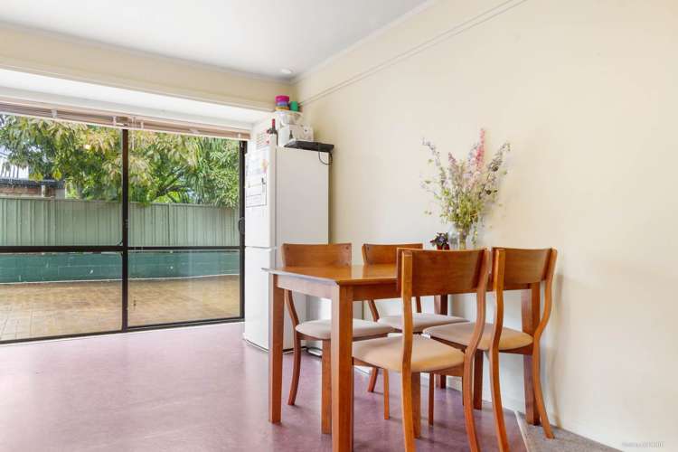 2/11 Smale Street Point Chevalier_11