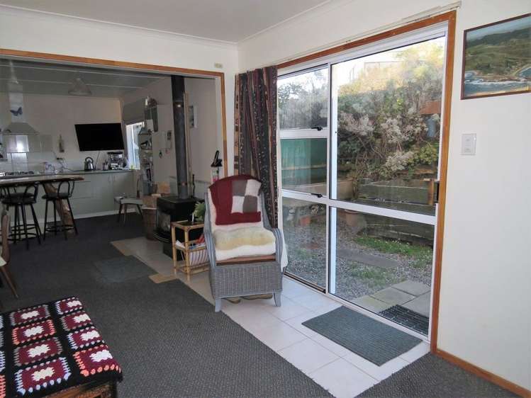 17 Guthrie Crescent Castlepoint_9