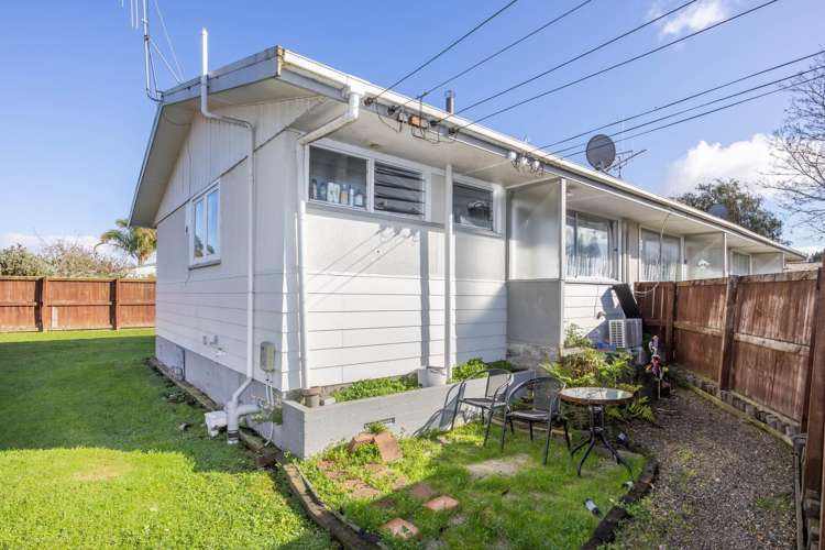 1-3/76 Tawa Street Melville_8