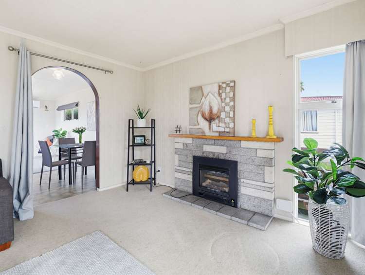 6 Raglan Avenue Cloverlea_10