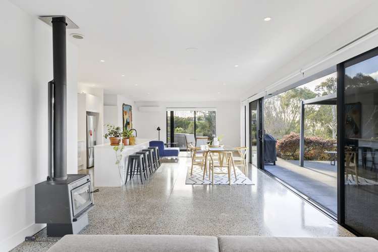 111 Polson Hill Drive Aokautere_19