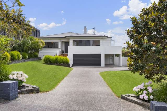 Gorgeous 1930s Family Home
