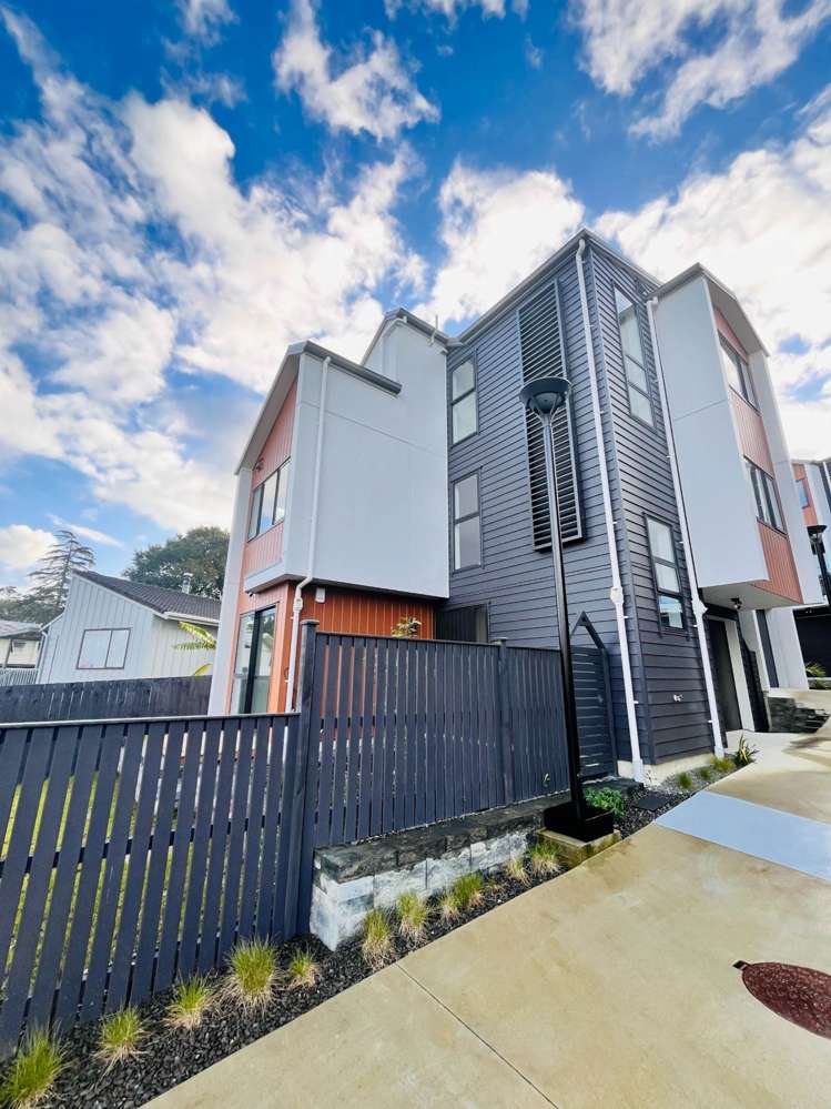 1/6 Woodhouse Place West Harbour_2