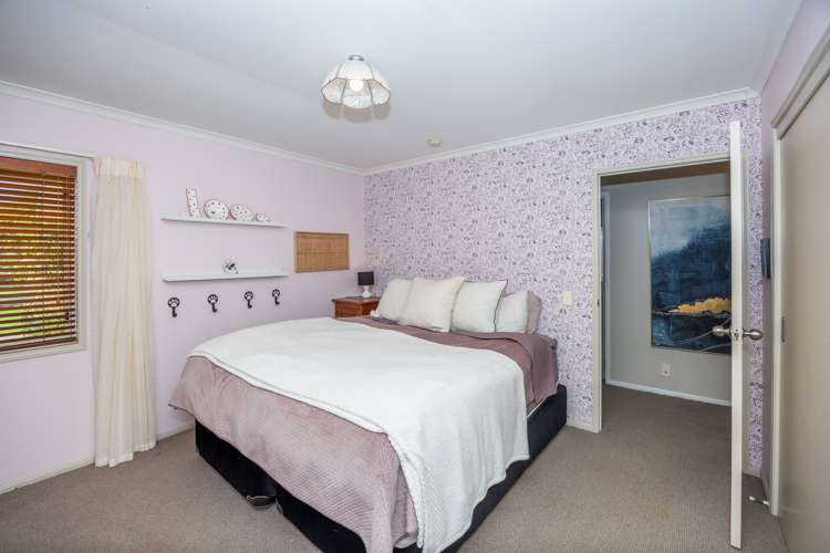 60 Cowley Drive Leamington_28