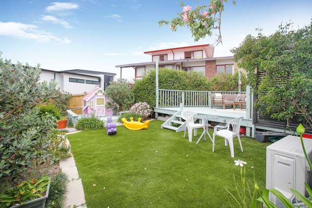 2/118 Ocean View Road Northcote_3