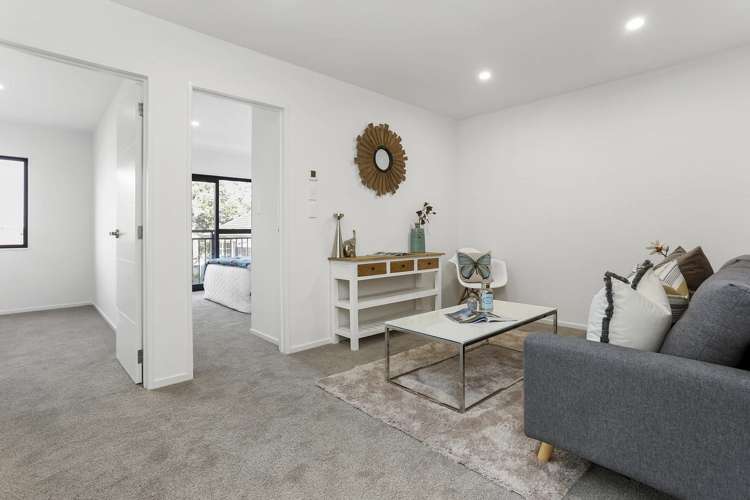 79A-79B Station Road Papatoetoe_7