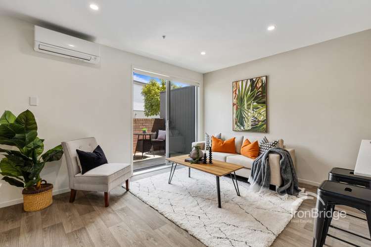 6c/160 Hobsonville Point Road Hobsonville_1